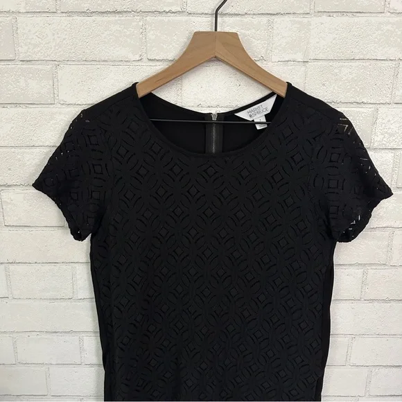MARKET & SPRUCE Black Lace Overlay Short Sleeve Top - Picture 2 of 8